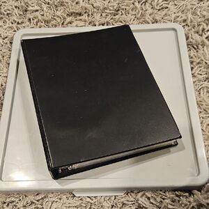 Avery Black Mini Binder With Clear Page Protectors